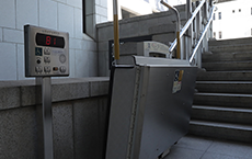 휠체어용 리프트1