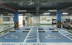 장애인 전용 주차장3